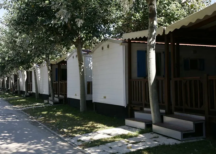 Κάμπινγκ Blu Fantasy 4*